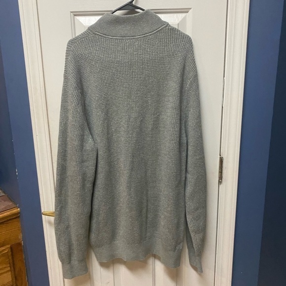 GAP Waffle Men’s Stitch Quarter Zip Mockneck Gray Sweater - XL. - Picture 8 of 8
